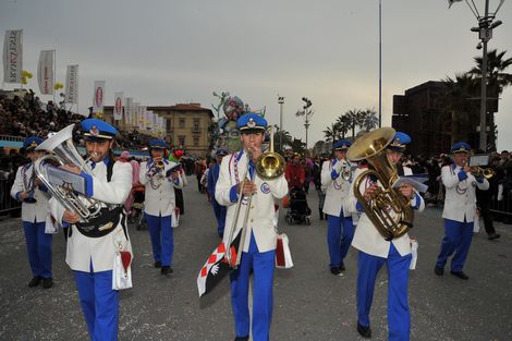 Ingrandisci la foto